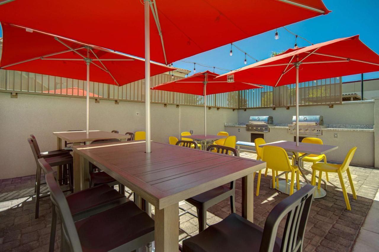 Home2 Suites By Hilton Las Vegas North Exterior foto